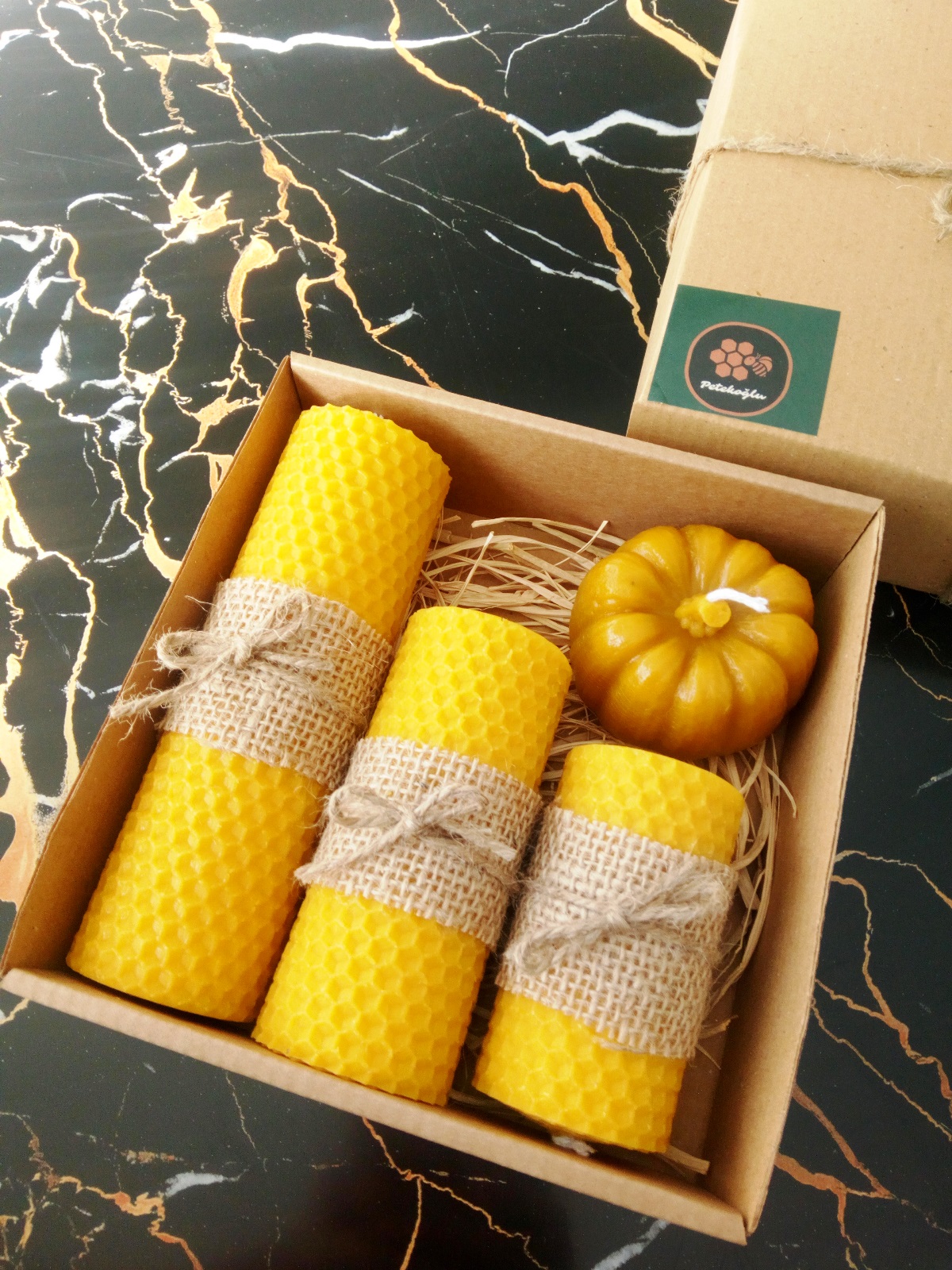 Petekoğlu Dekoratif  Doğal Petek Balmumu Mum Bal Kabağı Seti Bal Mumu Hediyelik Mum Beeswax Candle