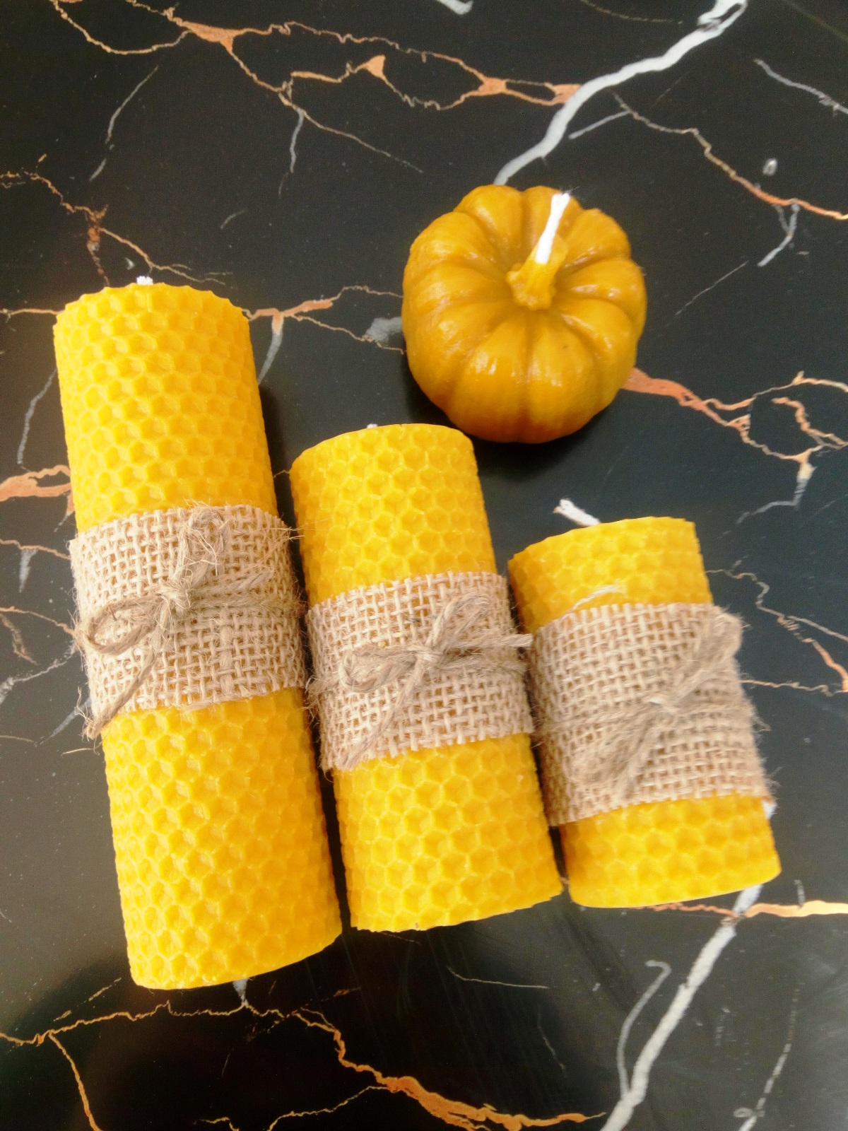 Petekoğlu Dekoratif  Doğal Petek Balmumu Mum Bal Kabağı Seti Bal Mumu Hediyelik Mum Beeswax Candle