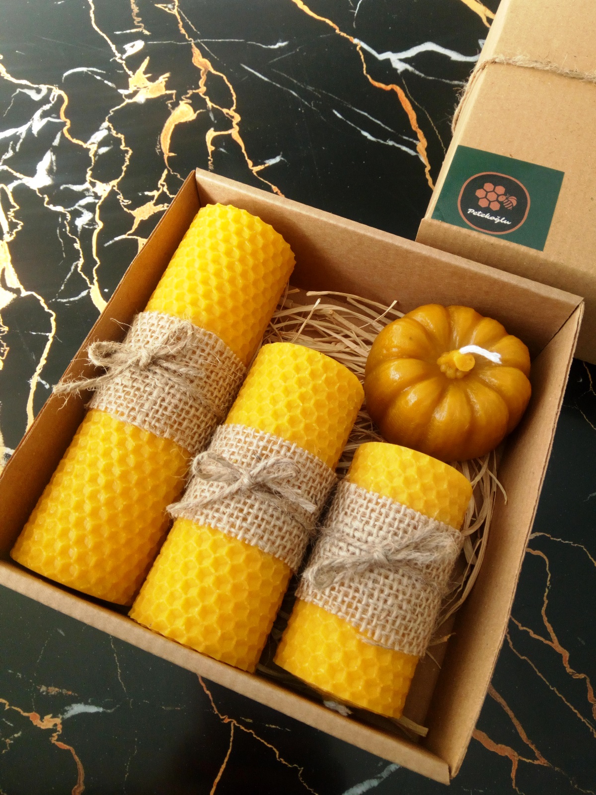 Petekoğlu Dekoratif  Doğal Petek Balmumu Mum Bal Kabağı Seti Bal Mumu Hediyelik Mum Beeswax Candle