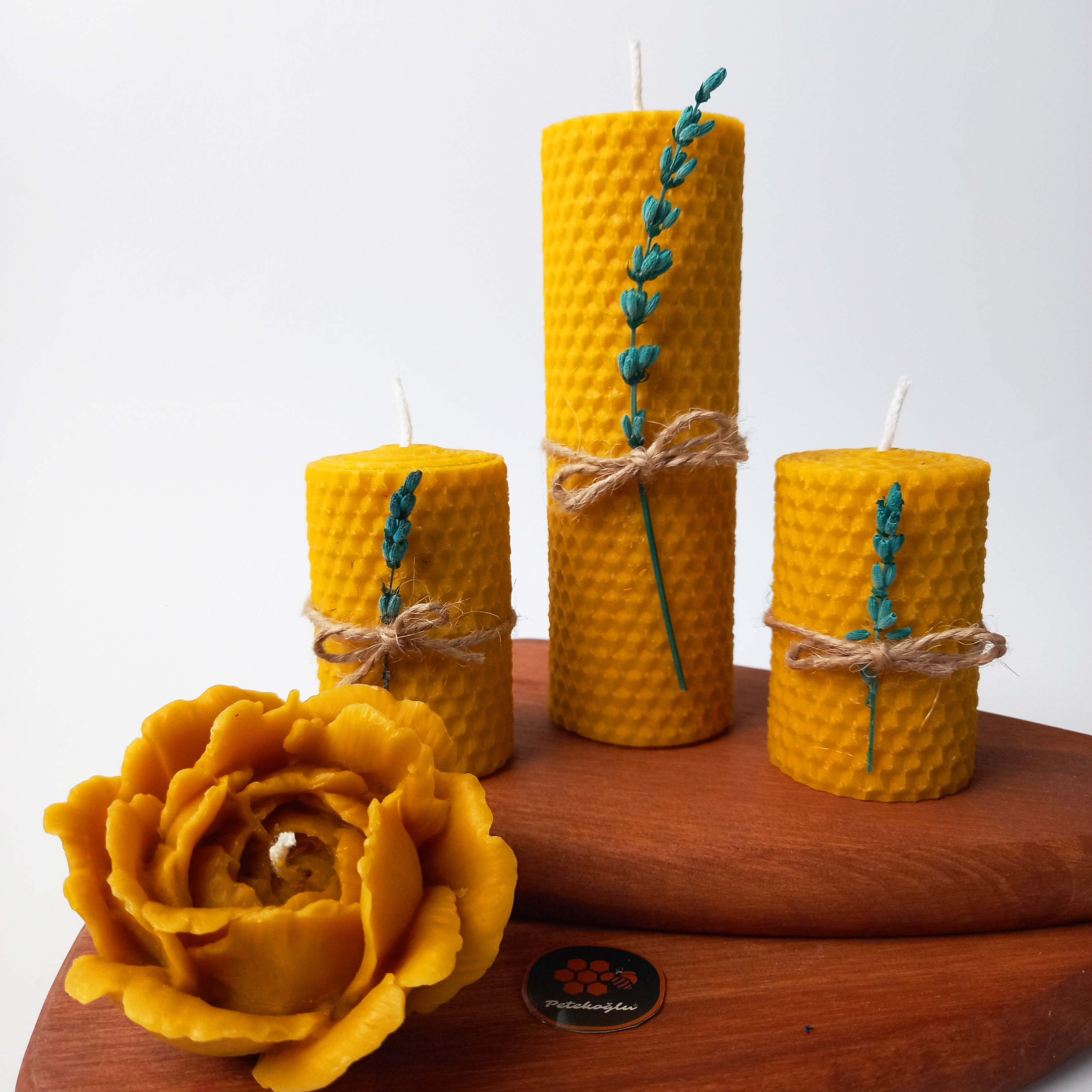 Petekoğlu Doğal Petek Balmumu Mum Lavanta Süslü Sarma Ve Dökme Açmış Gül Seti Bal Mumu Beeswax Candl